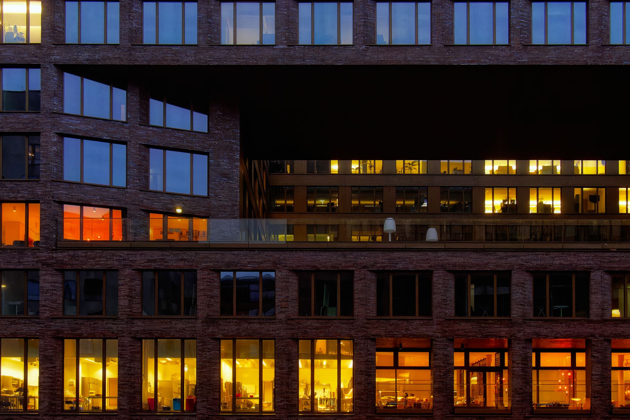 Airbnb Puts Homes and Hotels Under One New Chief