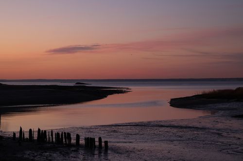 Free A tranquil sunset view over Cove Island Park in Stamford, CT. Stock Photo