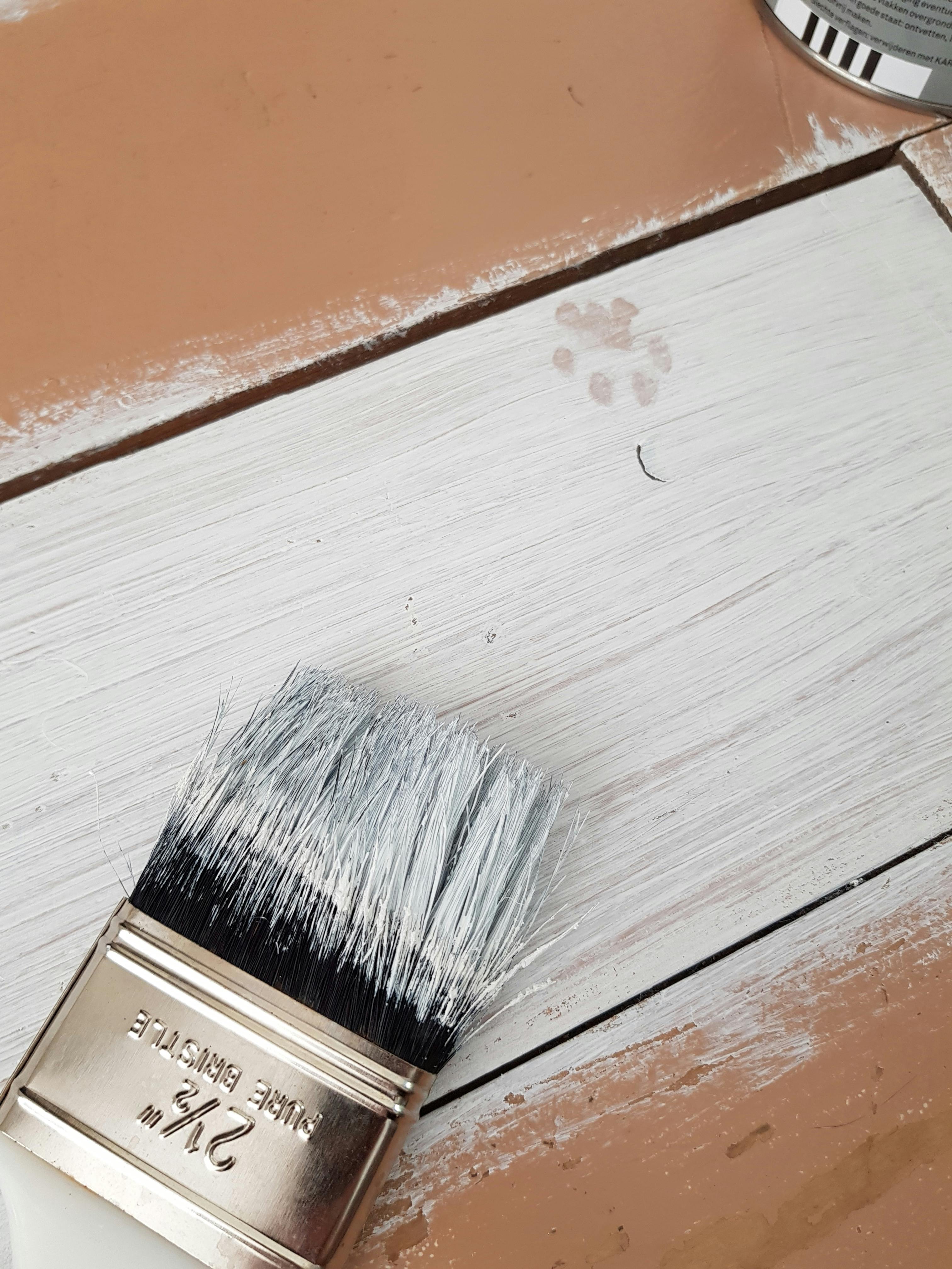 ​oil-based paint