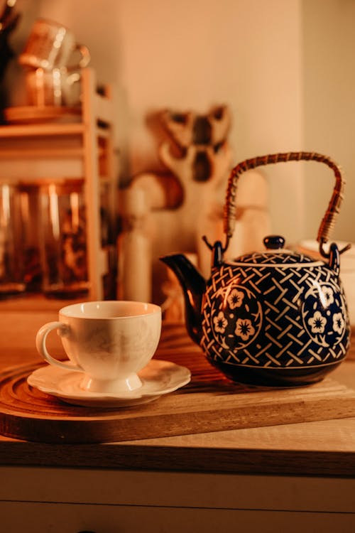 Fotobanka s bezplatnými fotkami na tému kanvica na čaj, keramika, podnos