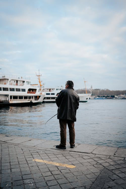 arkadan görünüm, ayakta, Balık tutmak içeren Ücretsiz stok fotoğraf