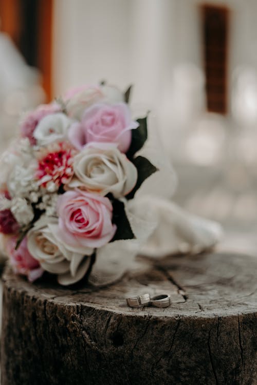 Wedding Bouquet by Rings on Stump