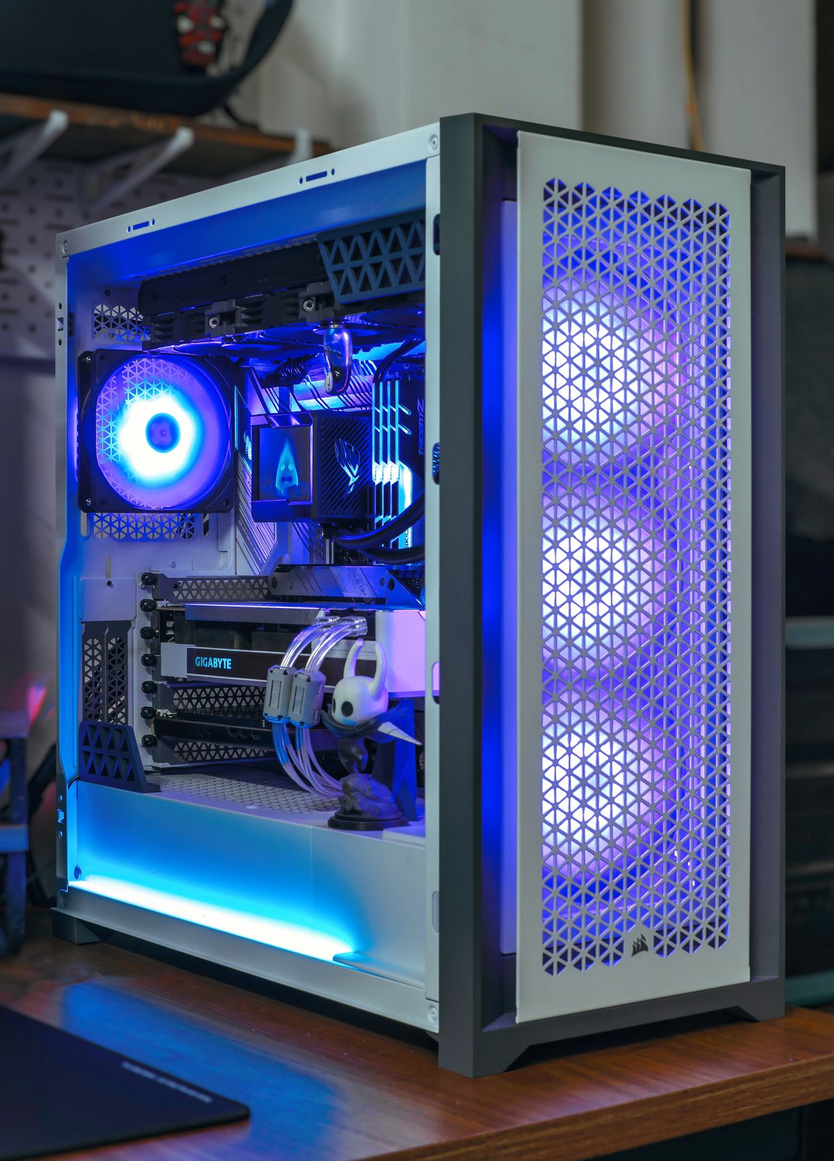 Skyline Core β representative example build