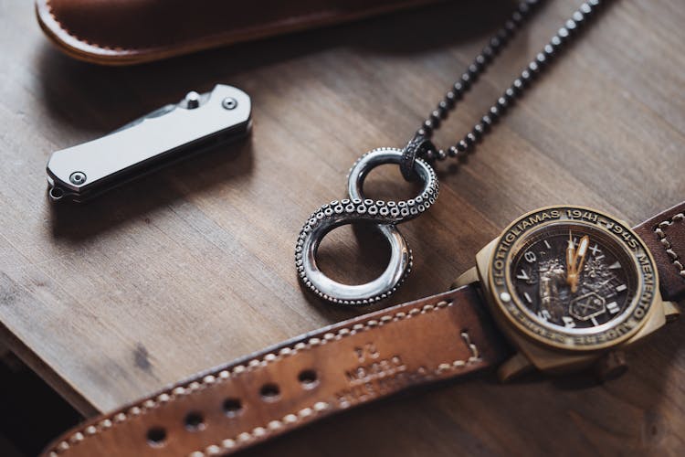 Tentacle Necklace And Watch