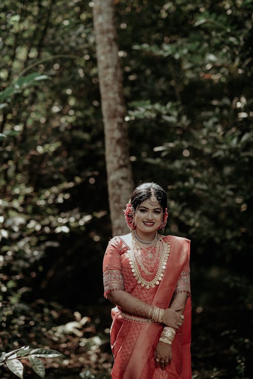 傳統服裝, 公園, 印度女人 的 免費圖庫相片