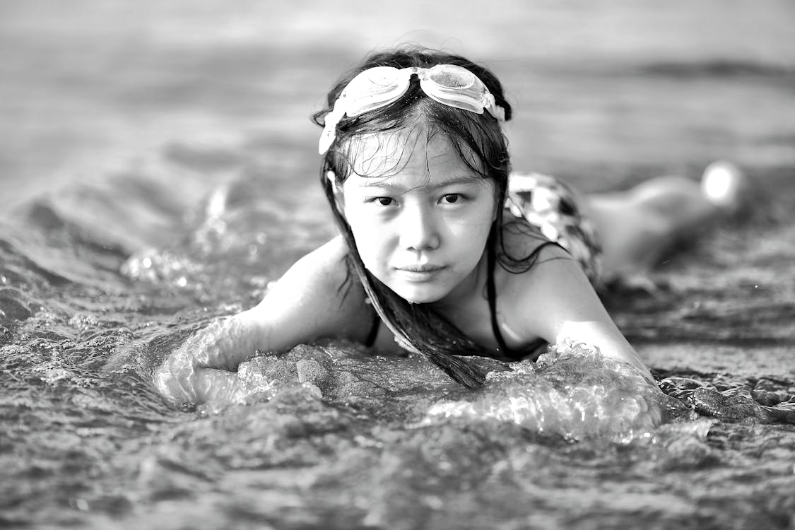 Ingyenes stockfotó fekete-fehér, gyermek, homok témában Stockfotó