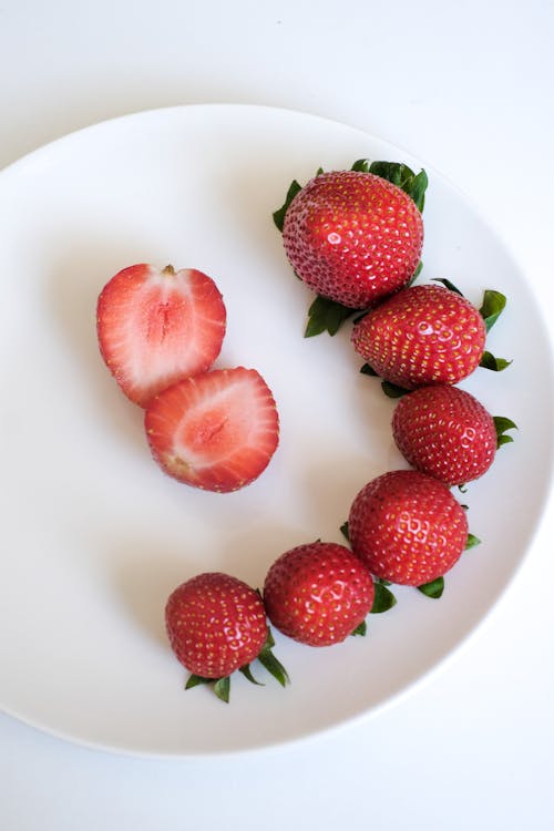 Gratis stockfoto met aardbeien, eten, fris Stockfoto