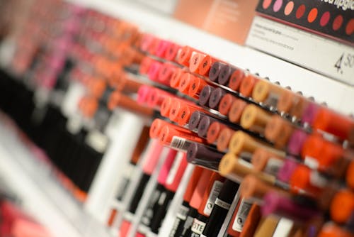Kostenlos Kostenloses Stock Foto zu kosmetika, lippenstifte, make-up Stock-Foto