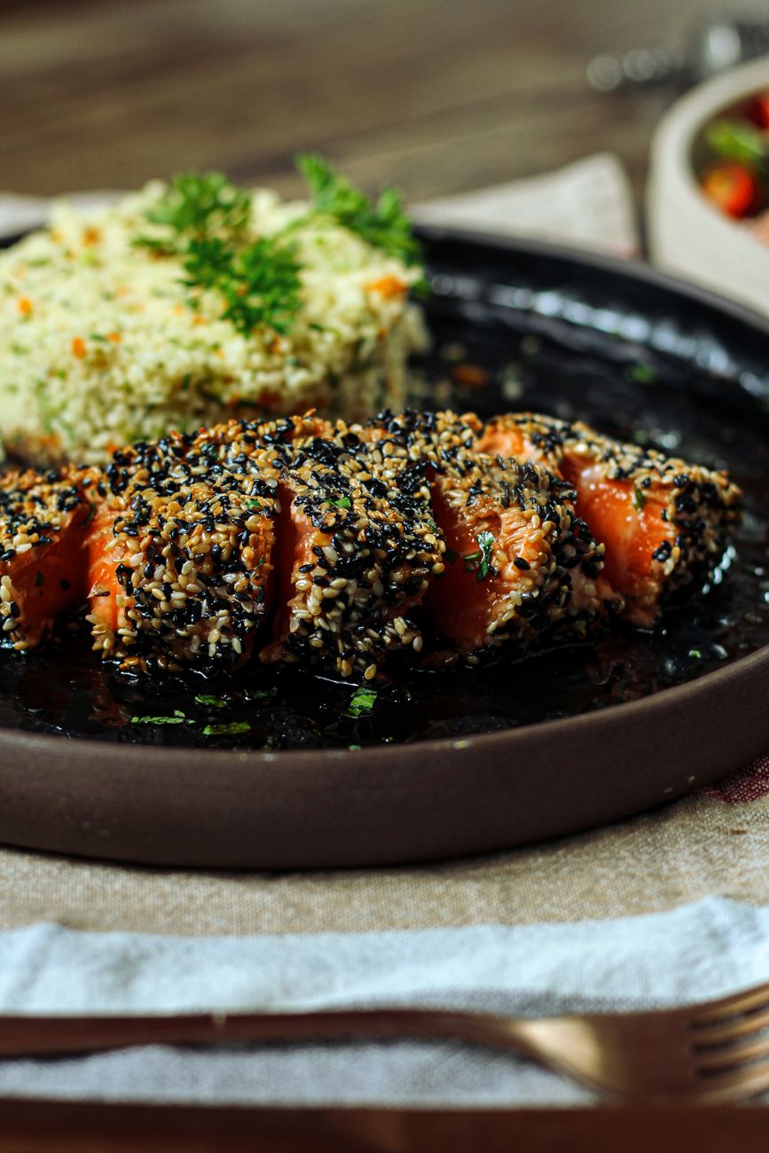 Garlic Herb Crusted Salmon with Creamy Peanut Drizzle