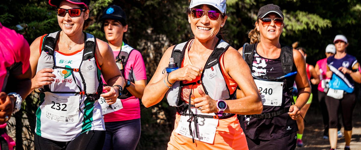 7 Beneficios de Correr en Grupo (Respaldados por la Ciencia)
