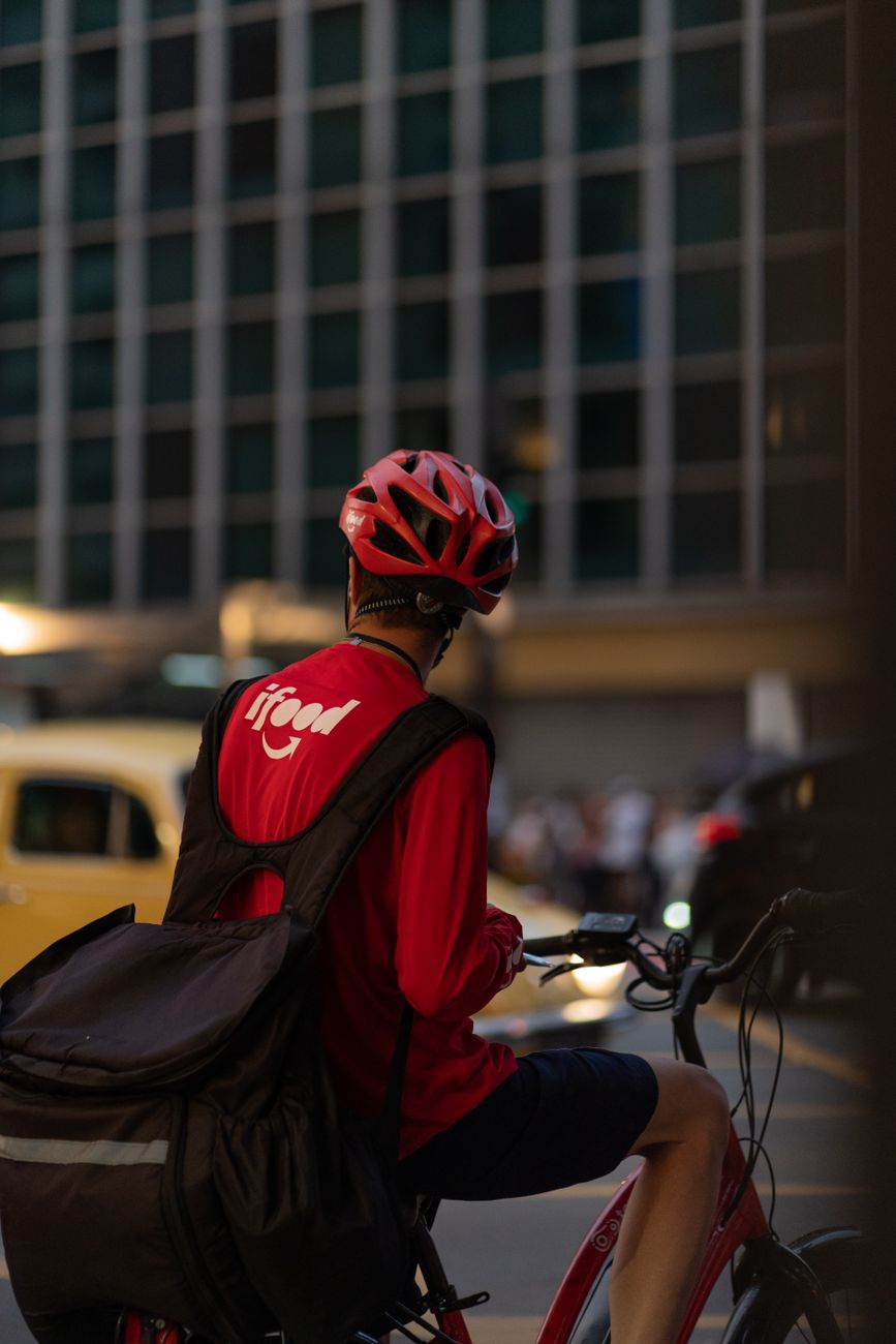 How a food delivery rider just won China's top literary prize
