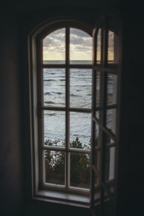 Ilmainen kuvapankkikuva tunnisteilla aallot, horisontti, ikkuna