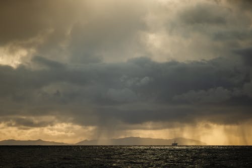 Foto profissional grátis de mar, nuvens, tempestade