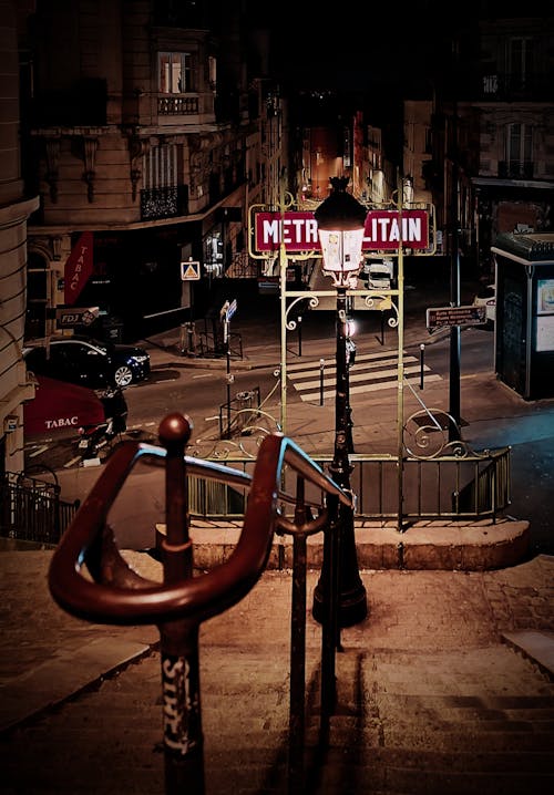 Безкоштовне стокове фото на тему «metro paris, nuit paris»