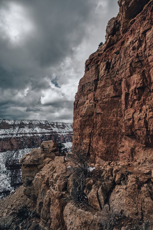 Free The Grand Canyon under a Cloudy Sky  Stock Photo