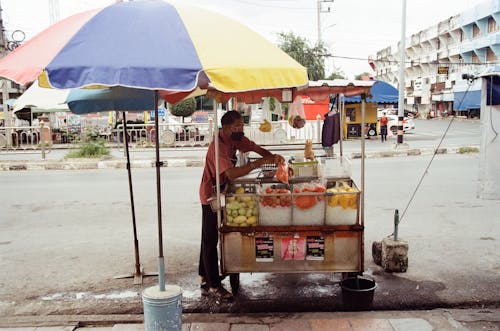 Foto stok gratis buah-buahan, jalan yang sibuk, kota sibuk