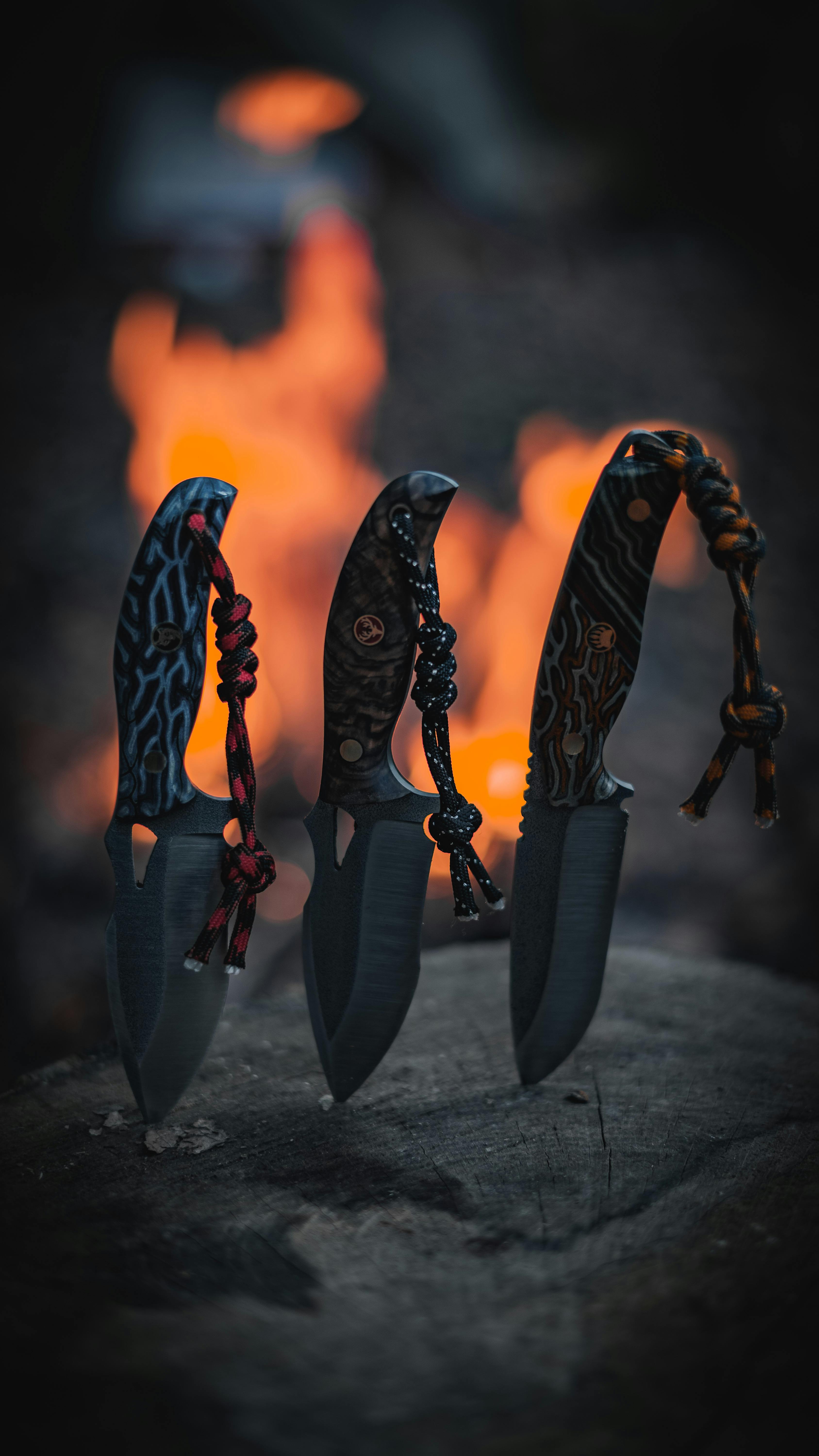 The Artistry of Custom Knives in His Collection
