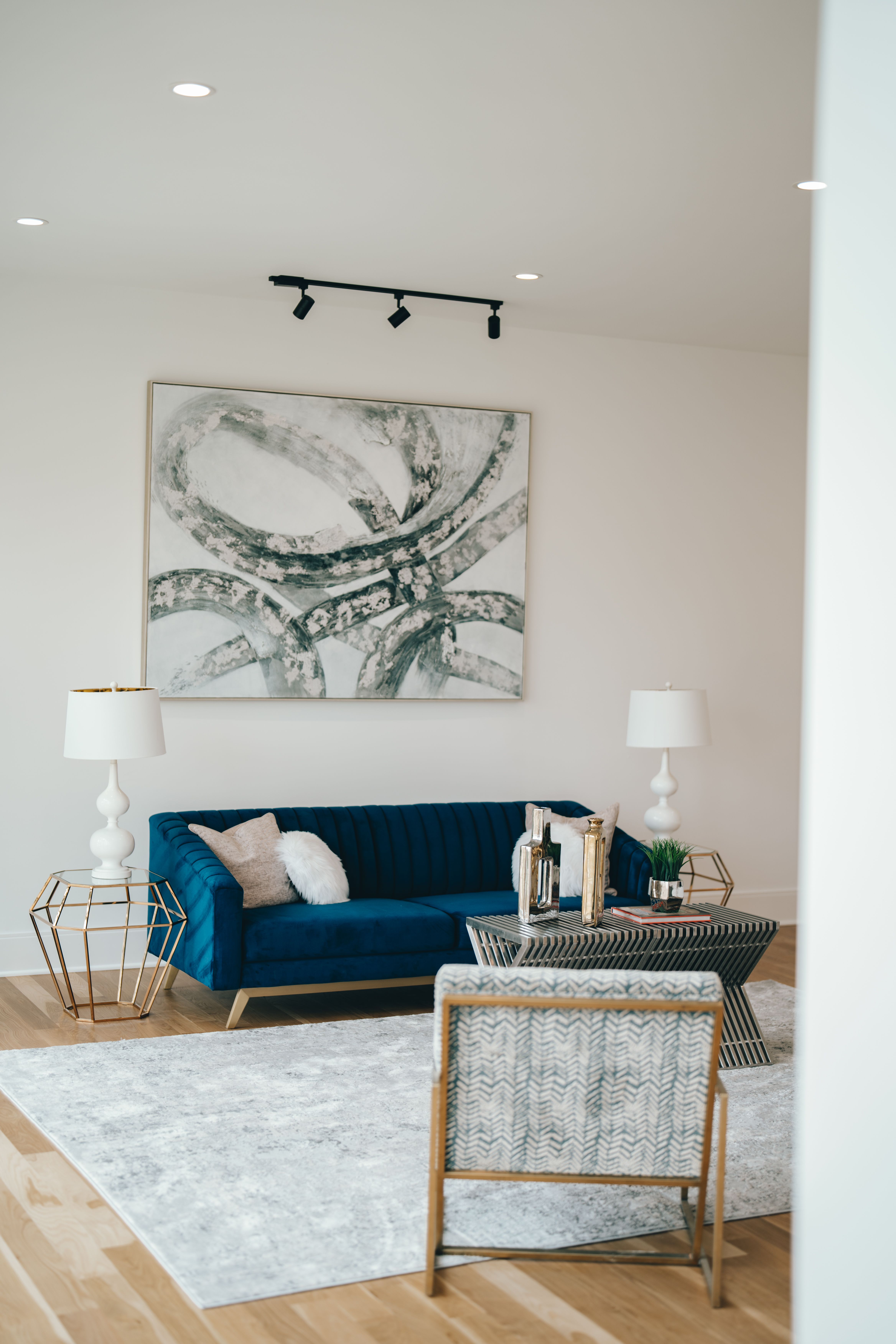 Old-Fashioned Living Room · Free Stock Photo