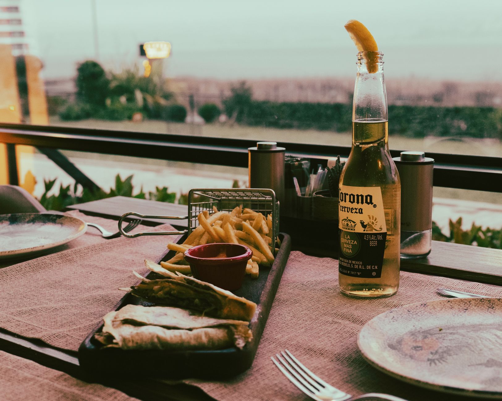 The Rise of Snackable Dining Forces Restaurants to Overhaul Menus
