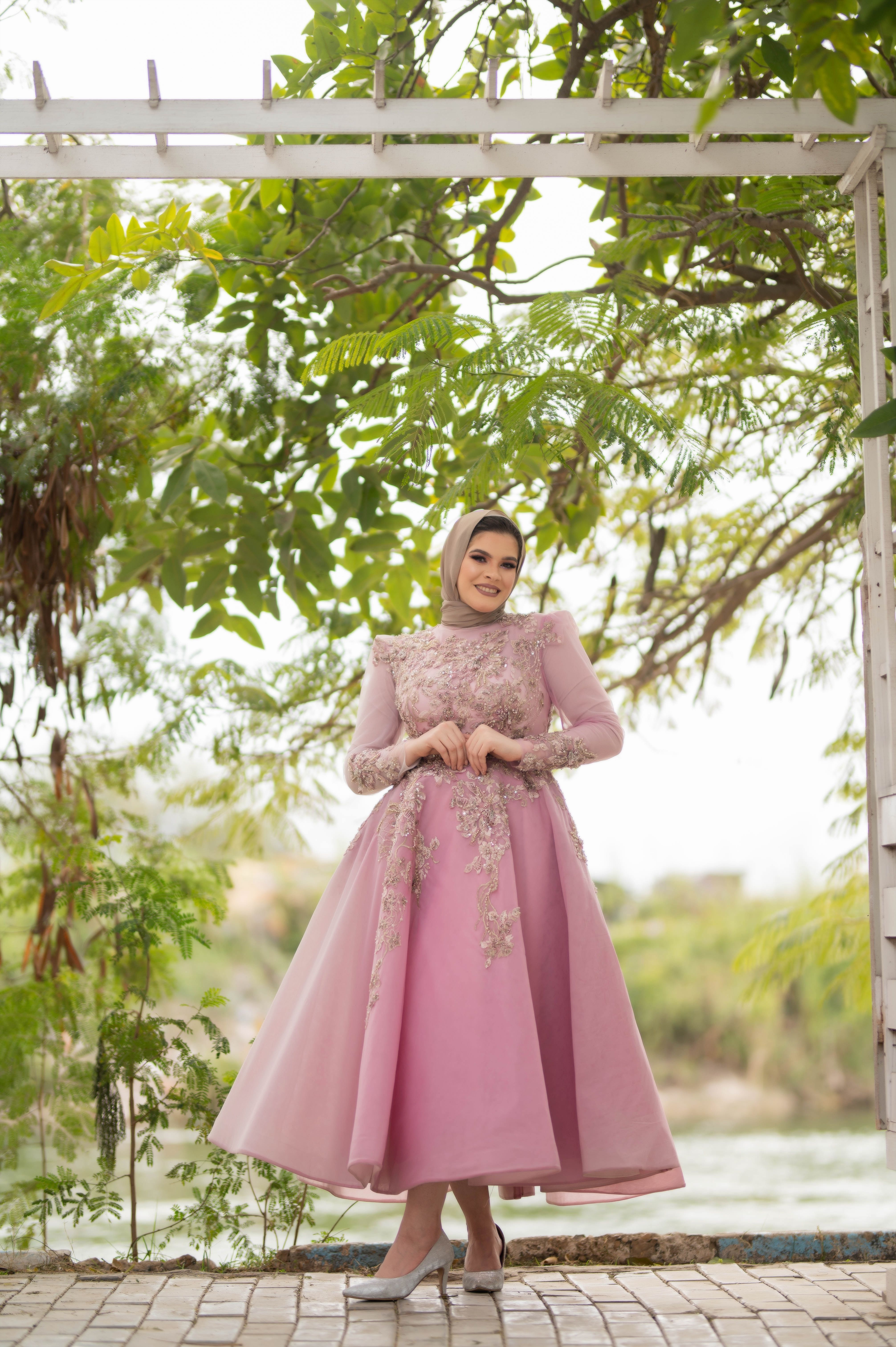 Muslim Dressing Photos, Download The BEST Free Muslim Dressing Stock ...