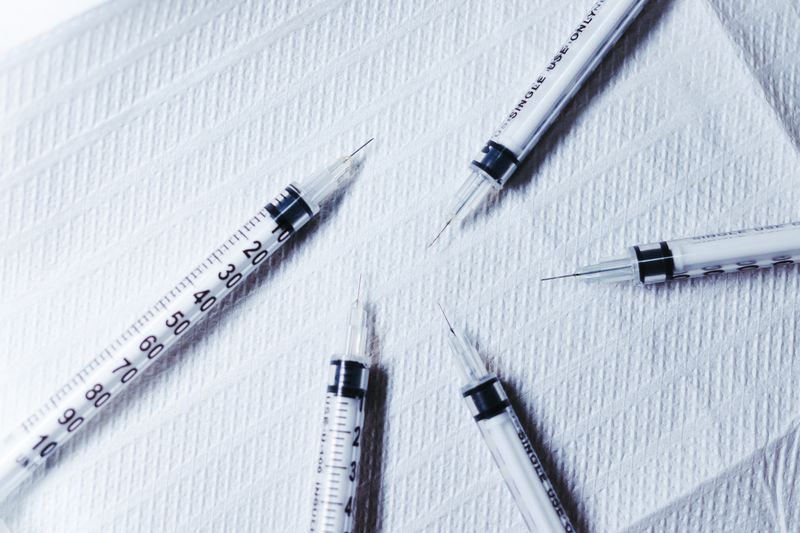 Needles And Syringes Photos, Download The BEST Free Needles And