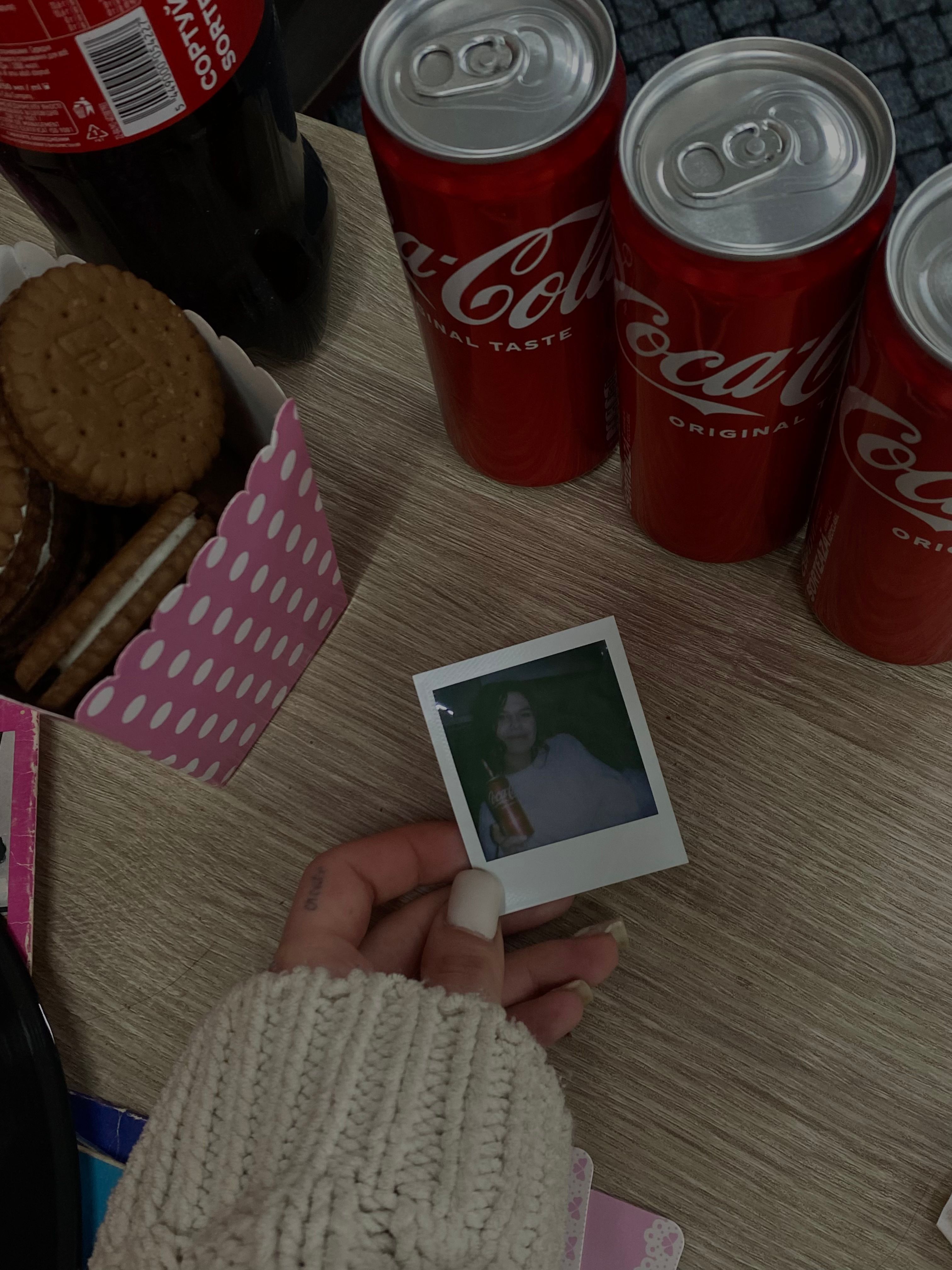 Photo in Hand · Free Stock Photo