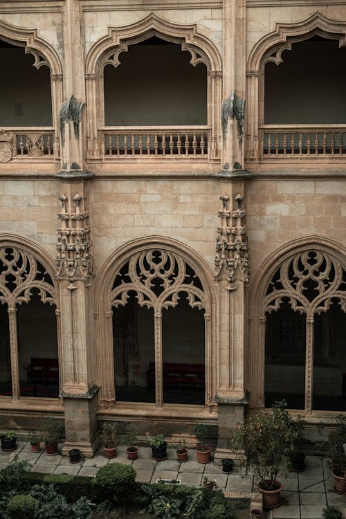 Photos gratuites de abbaye, architecture gothique, arcs
