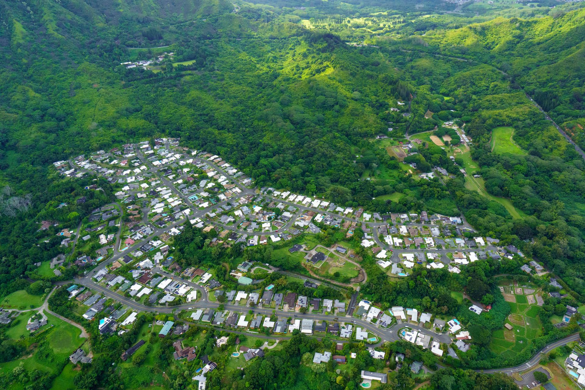 Condominio rodeado de montaña en Costa Rica
