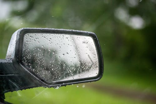 Right Side-View Mirror during Rain