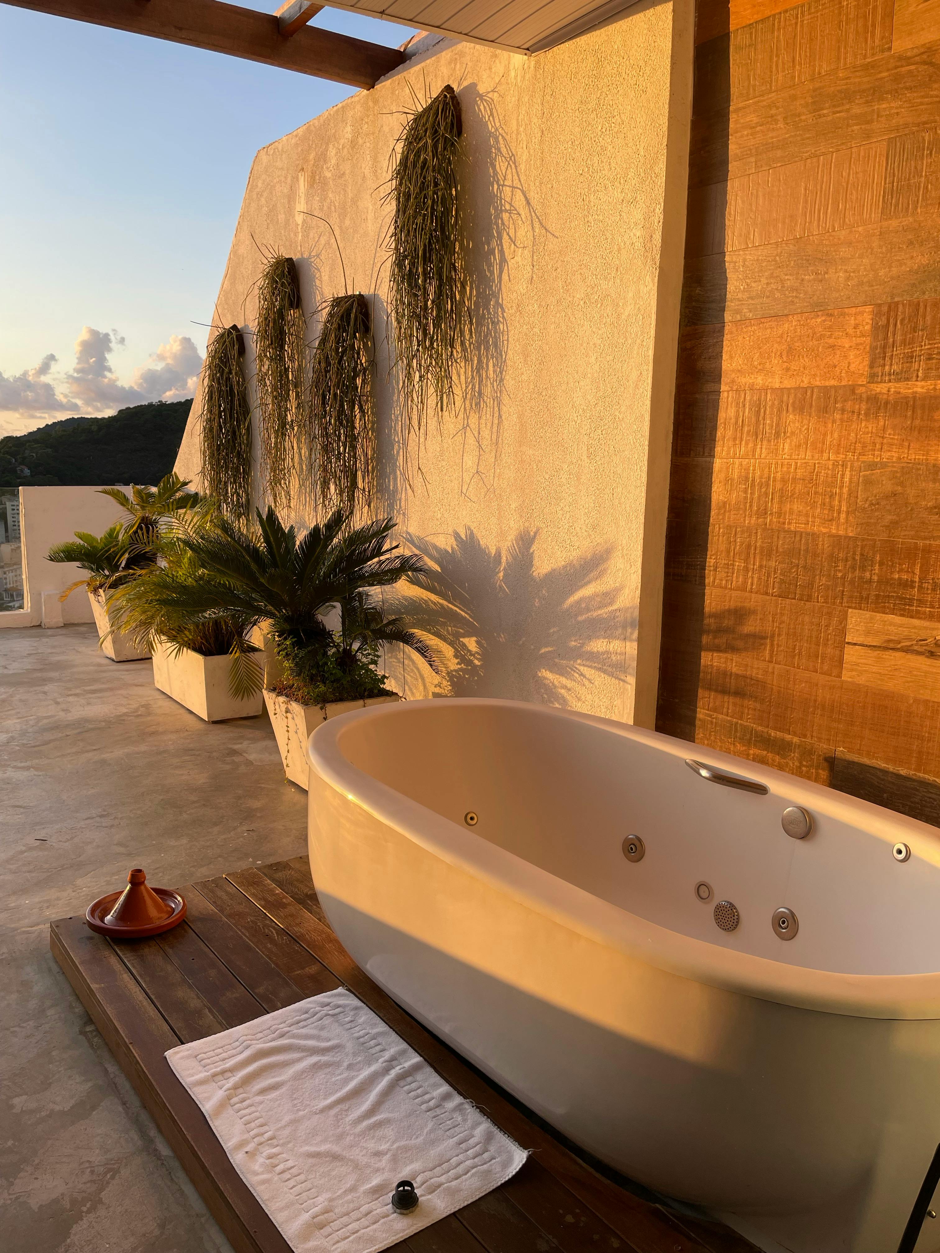 Bathtub Standing on a Terrace · Free Stock Photo