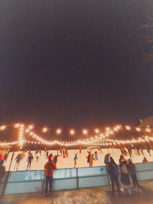 アイスアリーナ, クリエイティブな夜, スケートリンクの無料の写真素材