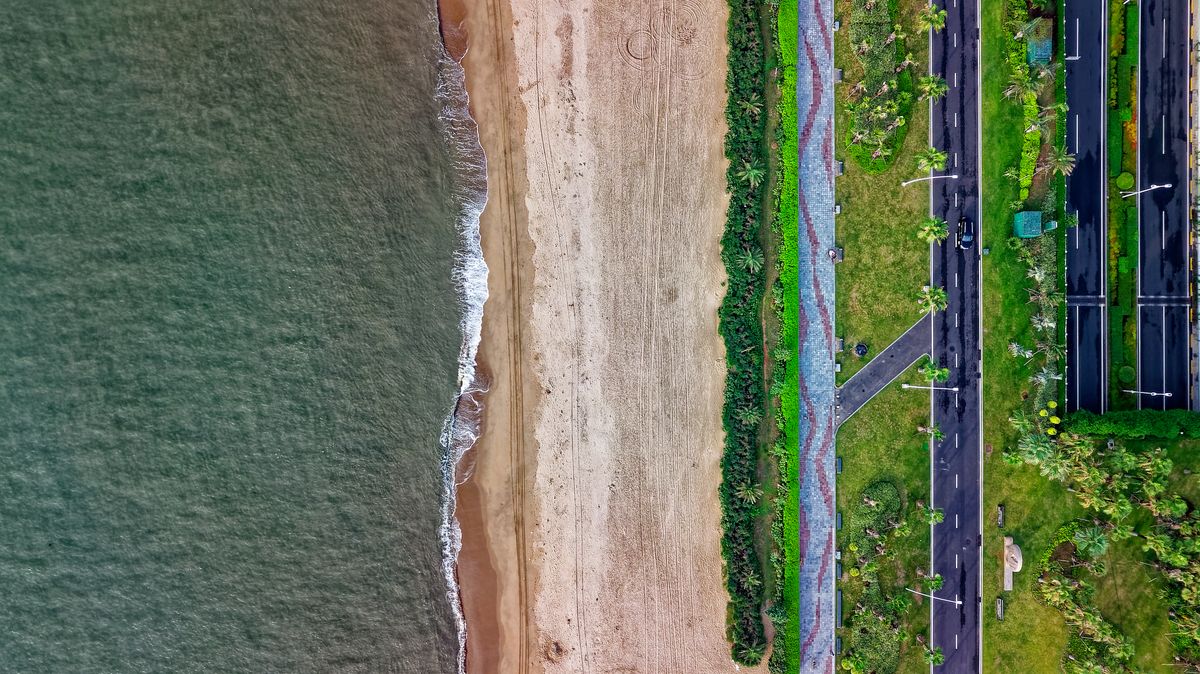 Stroll the Huandao Road and Xiamen Beaches