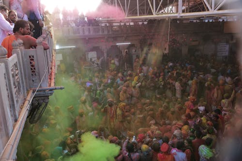 インドの祭り, パフォーマンス, ホーリーパウダーの無料の写真素材