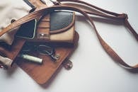 Brown Leather Crossbody Bag With Eyeglasses