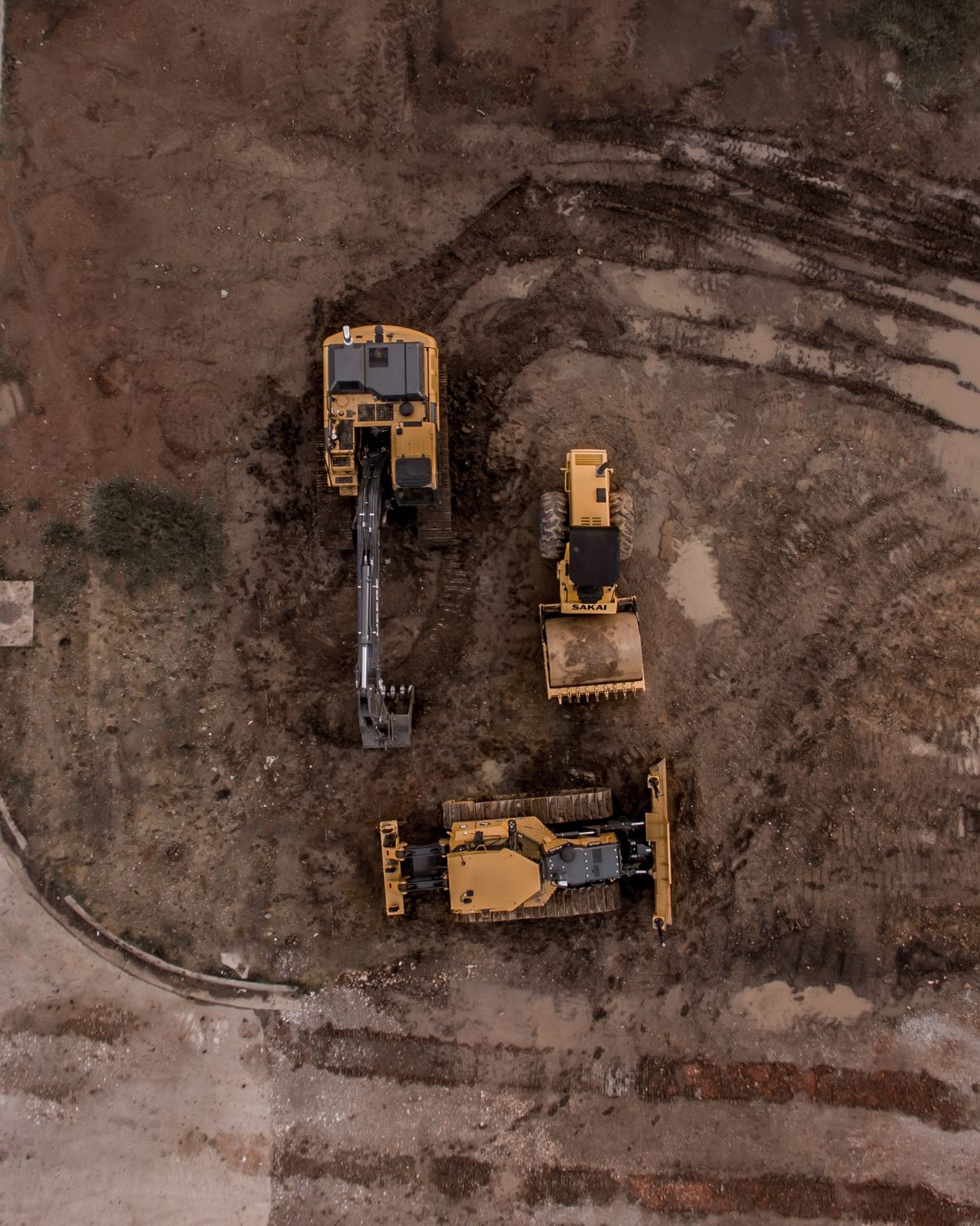 Route and access planning for bulk material delivery