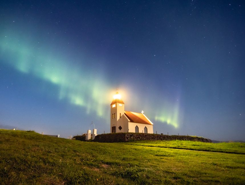 Iceland Volcanoes, Glaciers, and the Northern Lights Iceland Volcanoes, Glaciers, and the Northern Lights