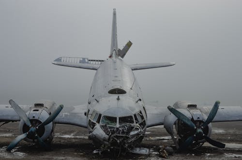 Plane Crashes on Massachusetts Highway Amid Nor’easter