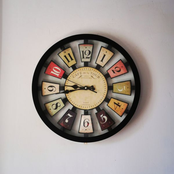 Silent Wall Clock