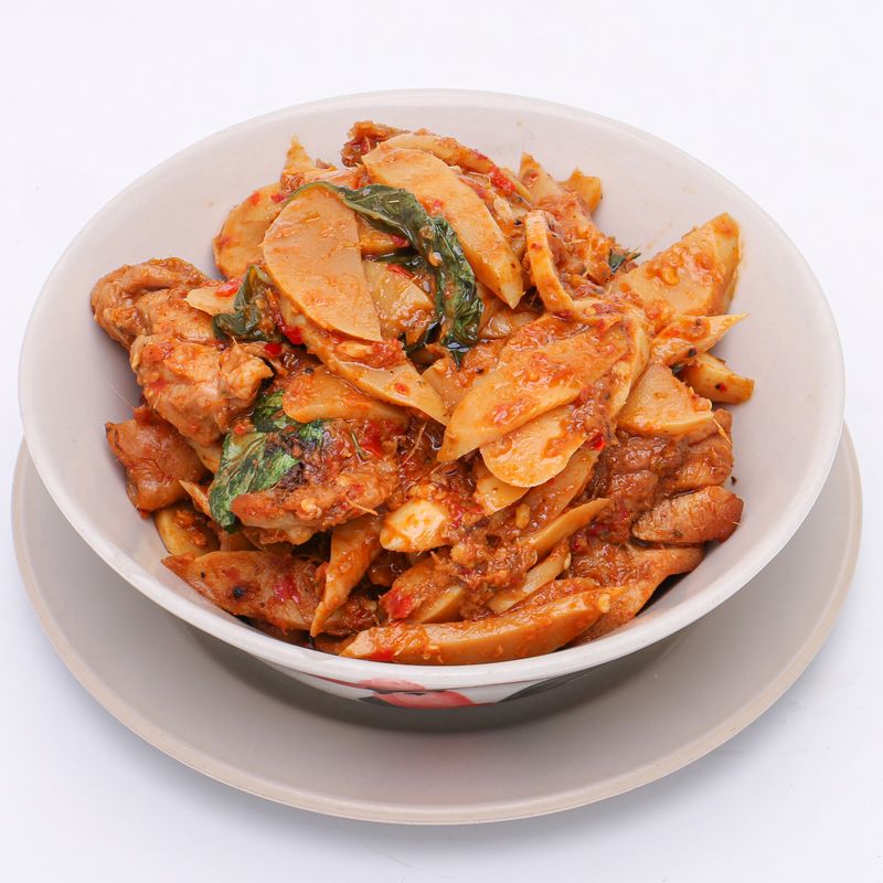 Chicken and Bamboo Shoot Stir-Fry with Ginger