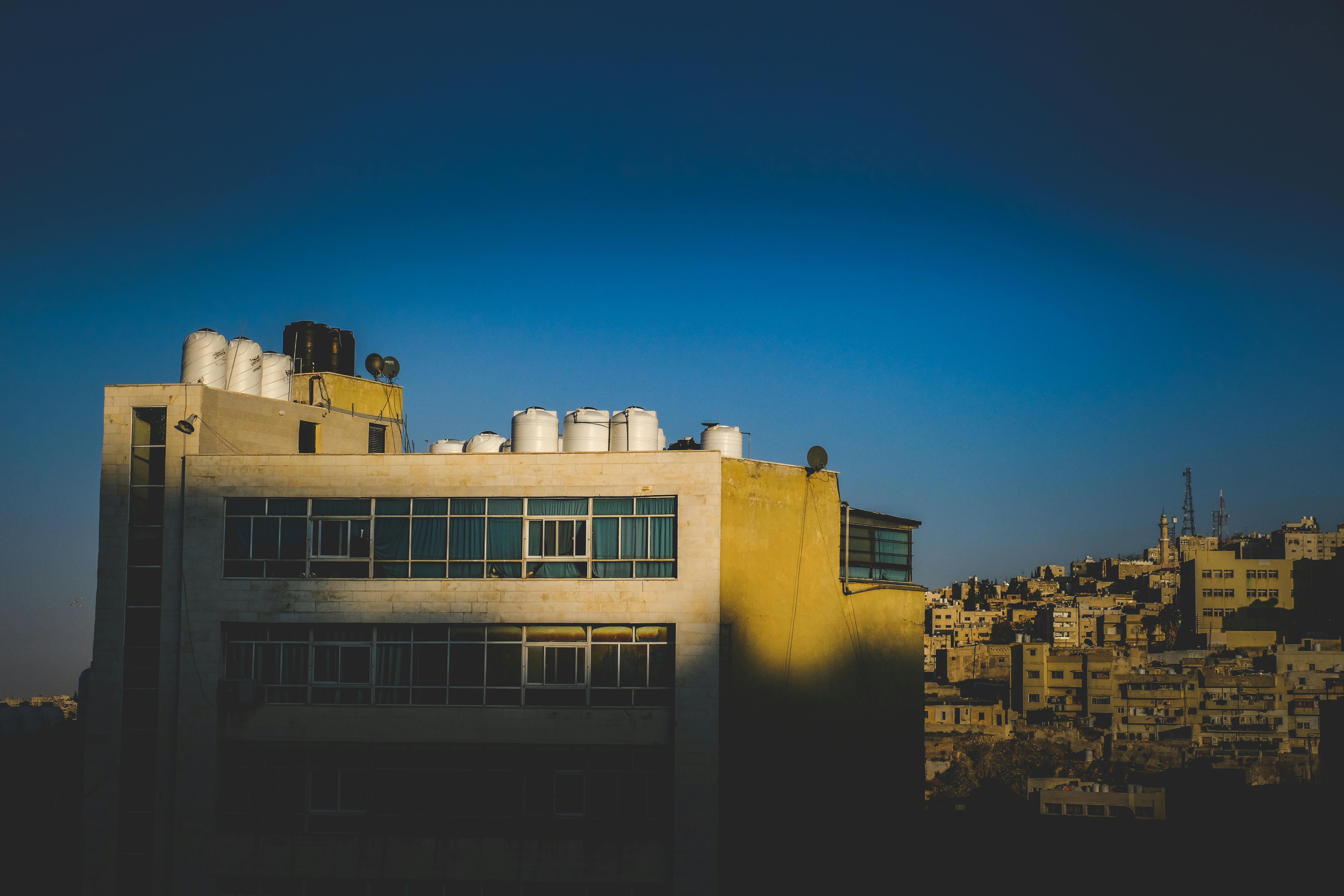 Vue de Ramallah depuis les toits de la ville