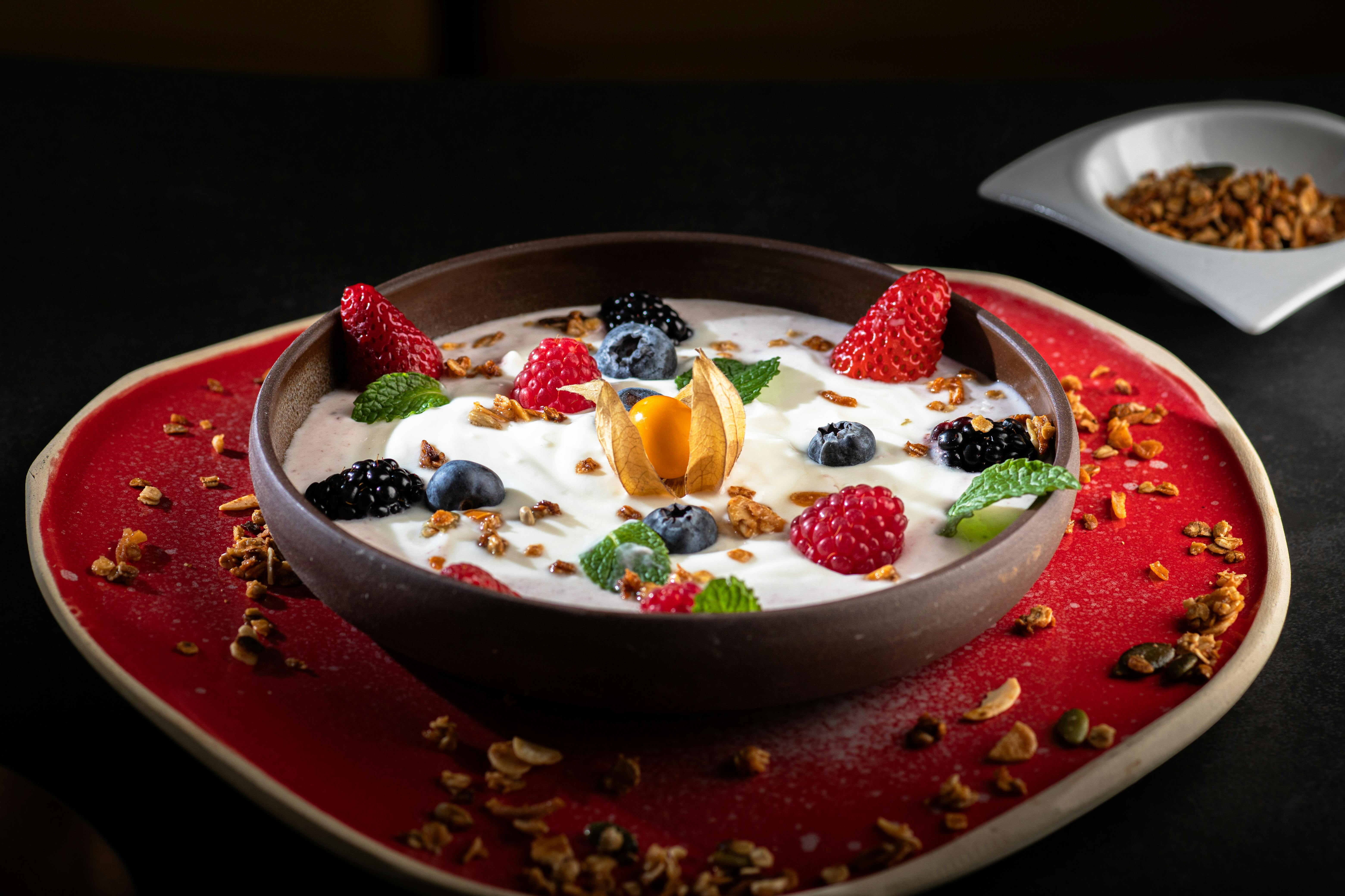 Early Hours: A Thursday Morning Recap