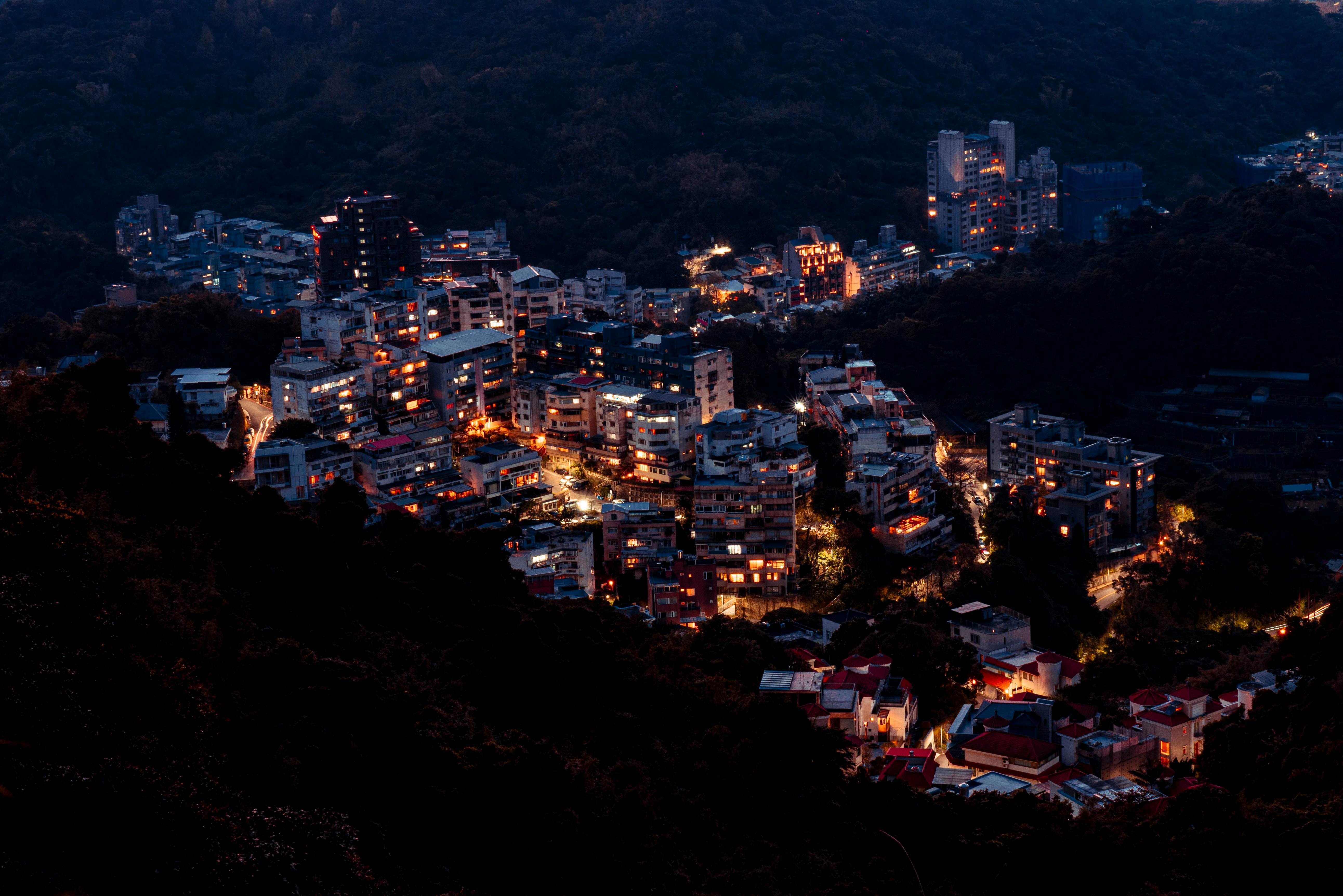 Apartment Buildings on the Cliffs in Lima, Peru · Free Stock Photo