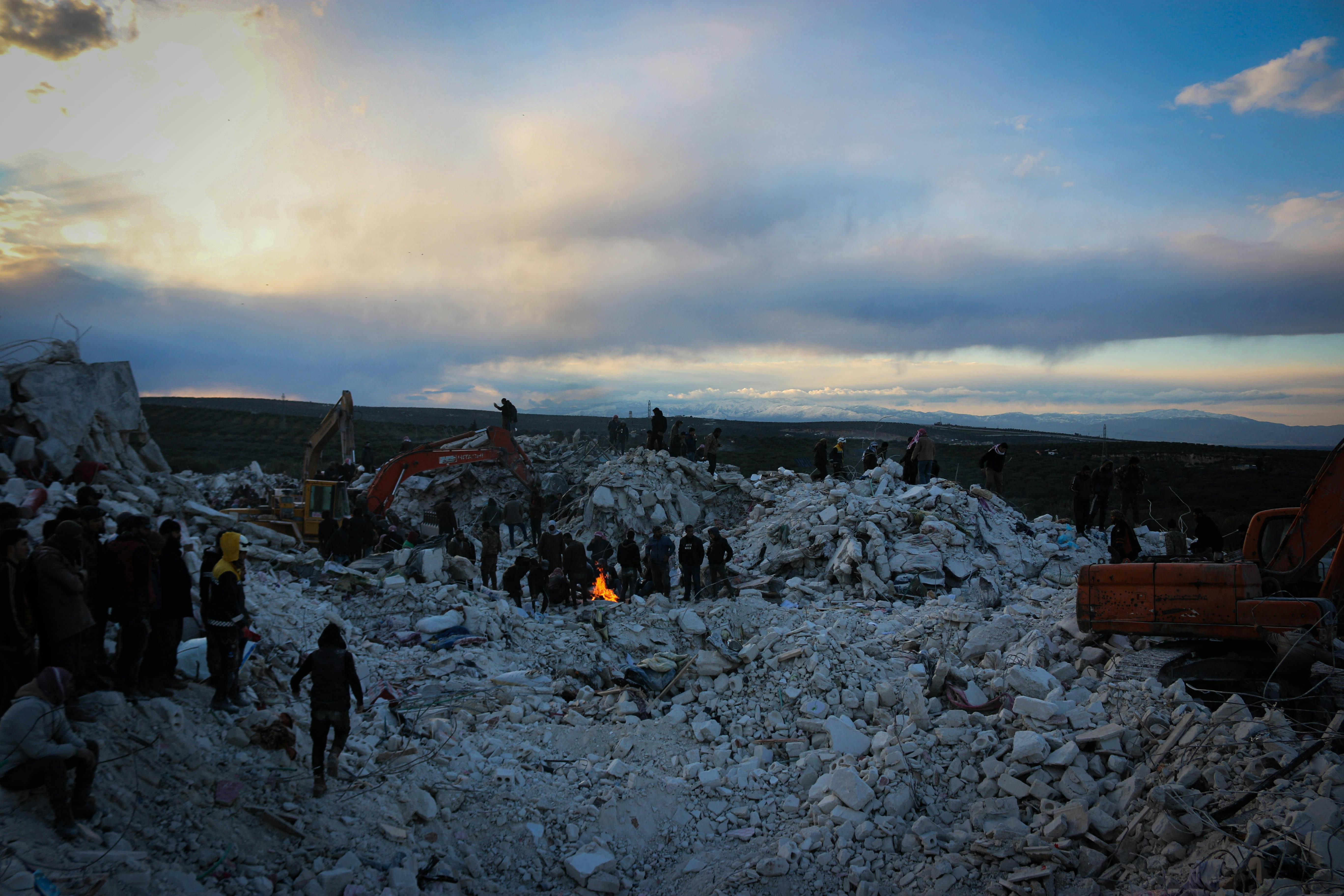 Alaska Shakes From 5.7 Quake, Aftershocks Still Possible