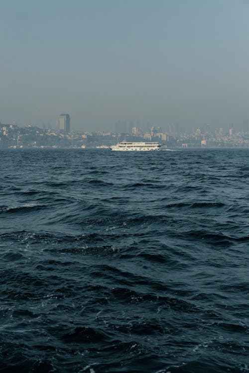 Kostenloses Stock Foto zu fähre, meer, segeln