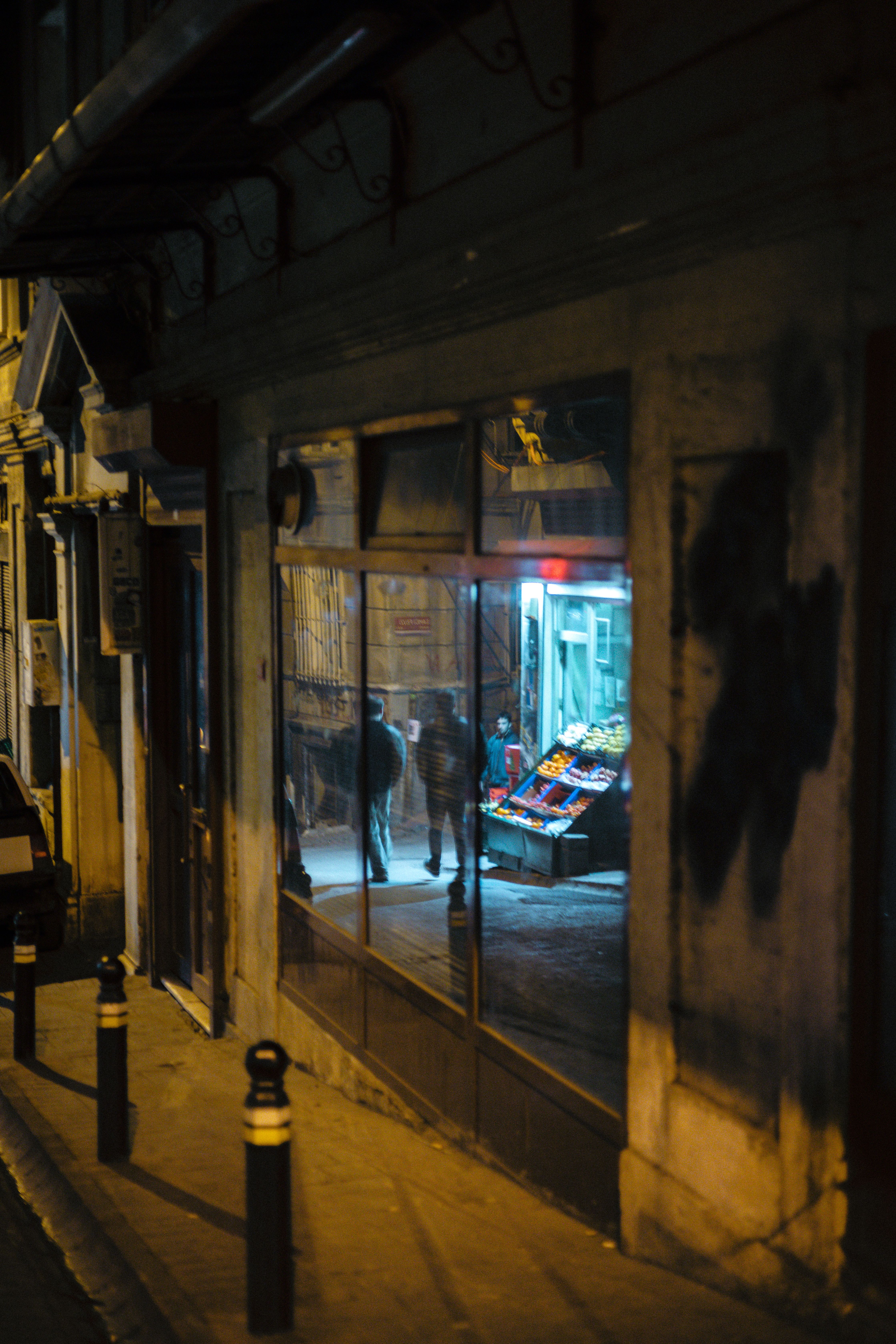 Vendor Window Photos, Download The BEST Free Vendor Window Stock Photos ...