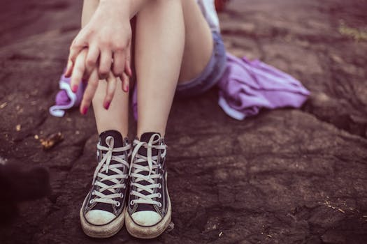 Free stock photo of fashion, person, hands, woman