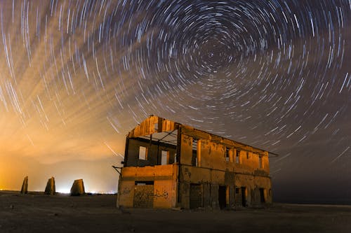 Time Lapse Fotografie Van Grijs En Bruin Verlaten Gebouw