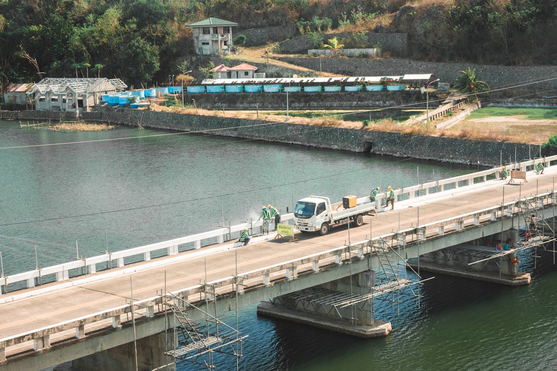 Free stock photo of bridge, bridge construction, carpenters Stock Photo