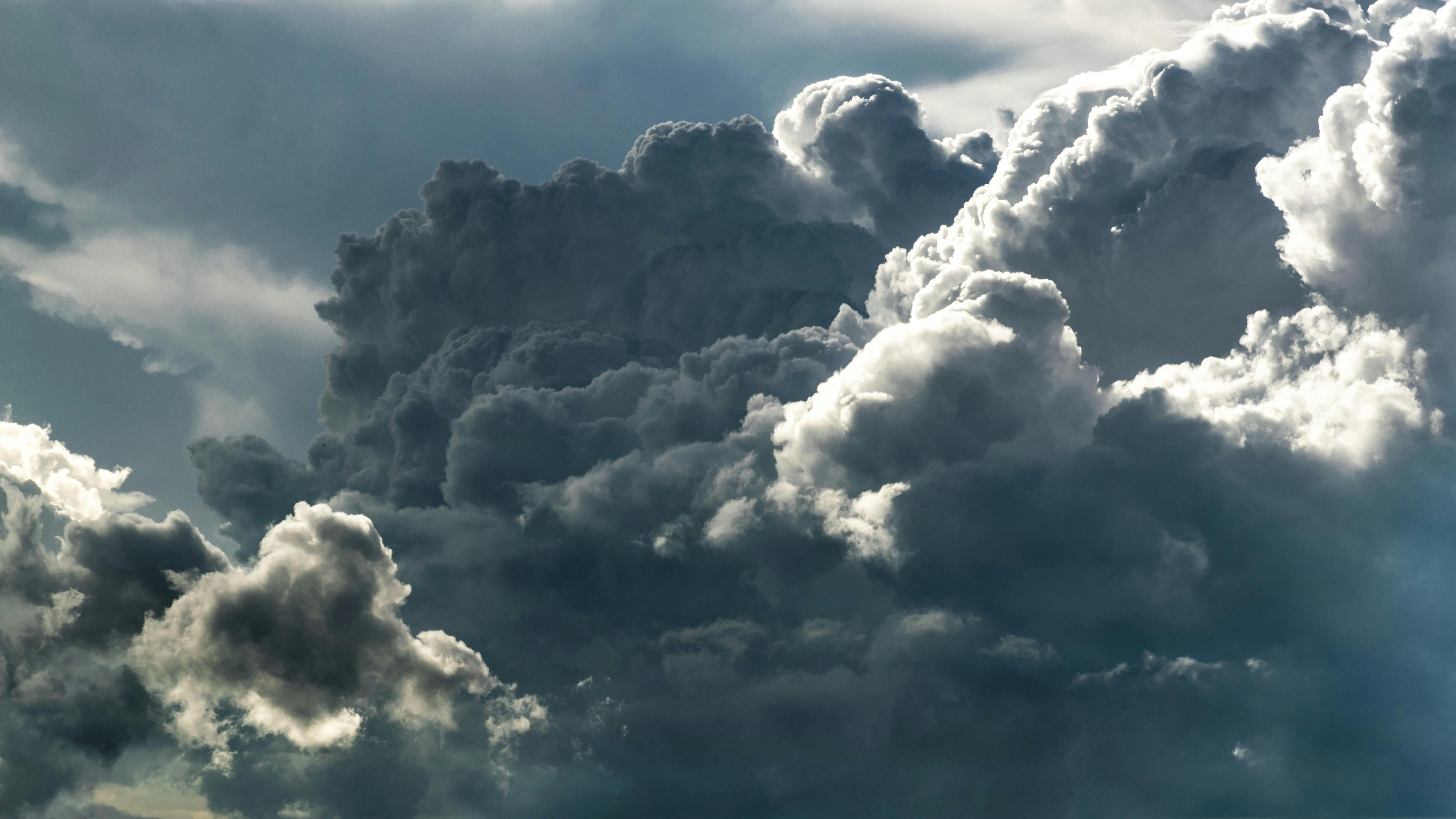 Grey White Clouds \u00b7 Free Stock Photo