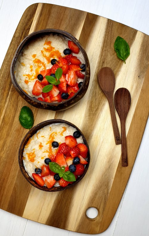 Free Bowls of Oatmeals with Strawberries Stock Photo